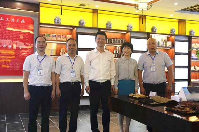 5fbe123471ca9.jpg 04.jpg